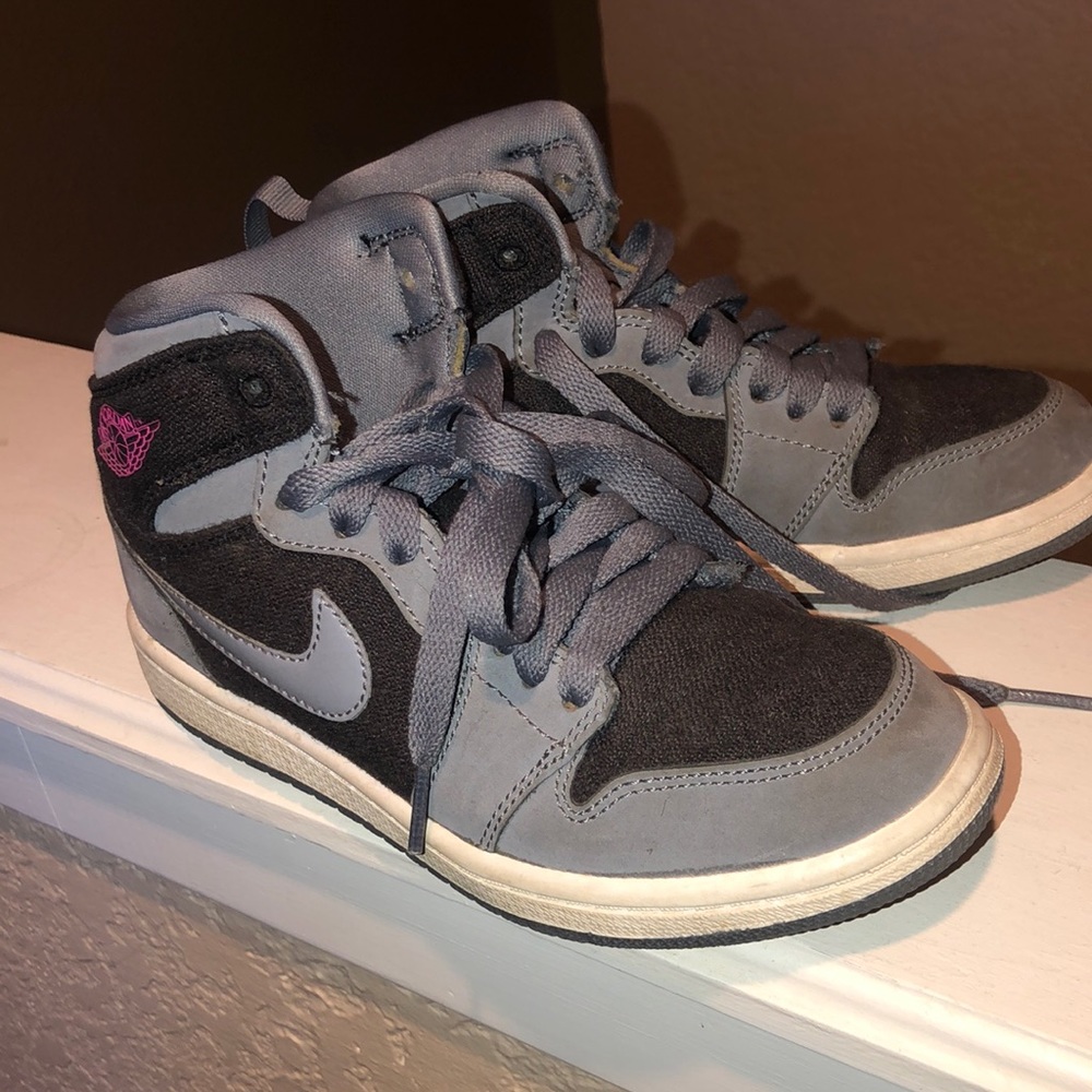 Little girl J’s